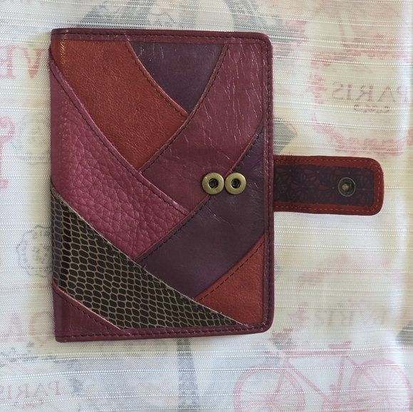 Vintage Fossil Passport Holder/Case - Picture 5 of 6